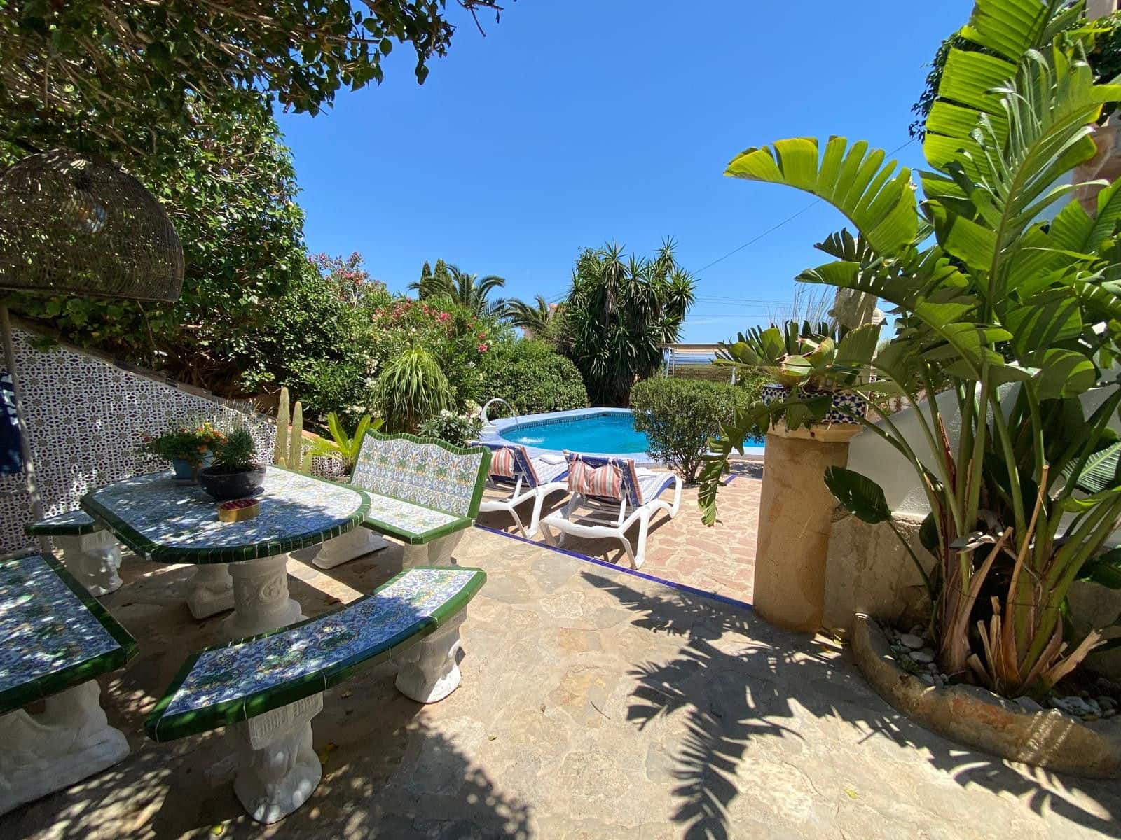 4 bedroom Villa for sale in Denia with pool garage - € 726,500 (Ref: 9080489)