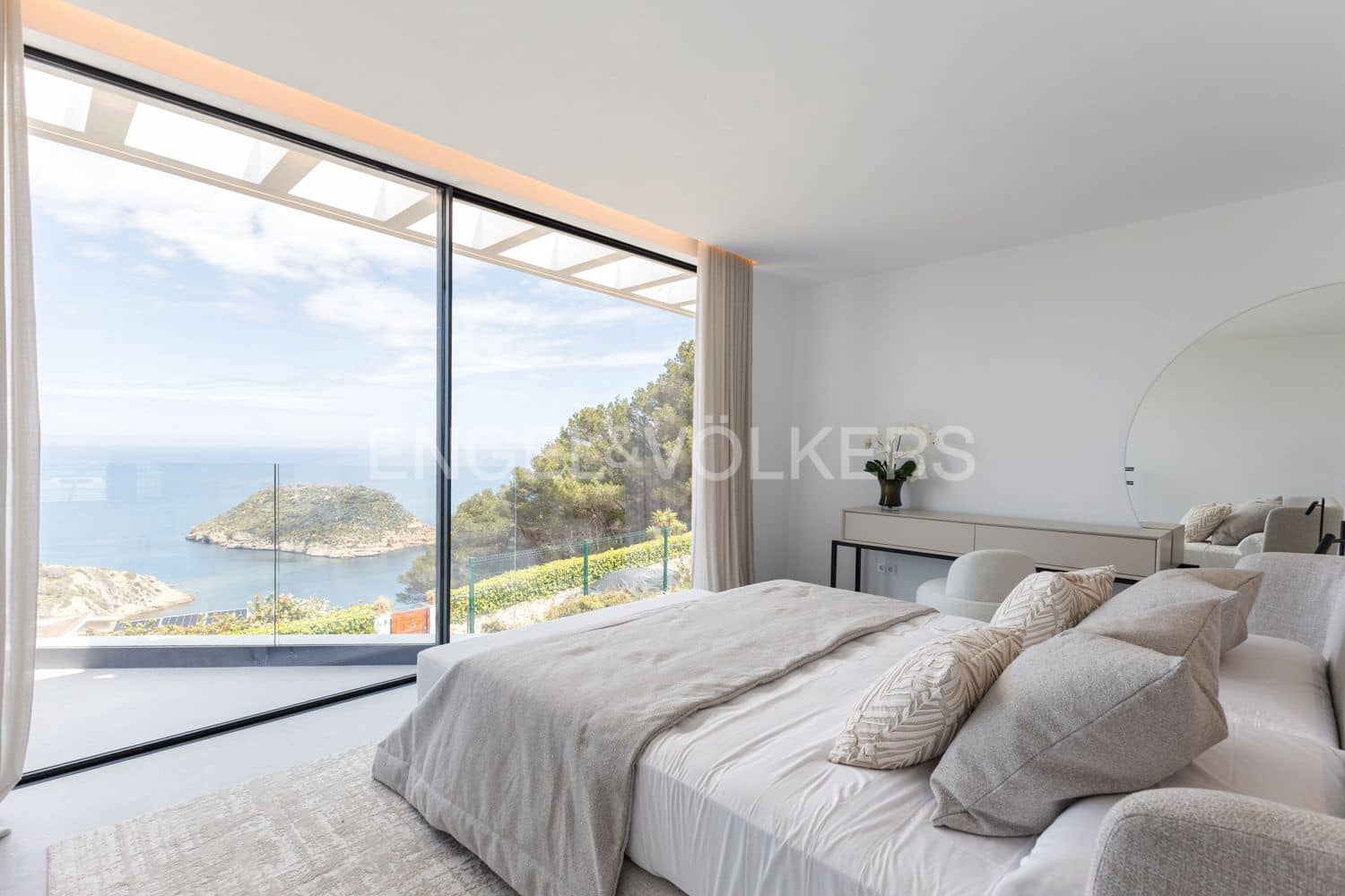 4 bedroom Villa for sale in Javea / Xabia with pool garage - € 4,125,000 (Ref: 9080501)