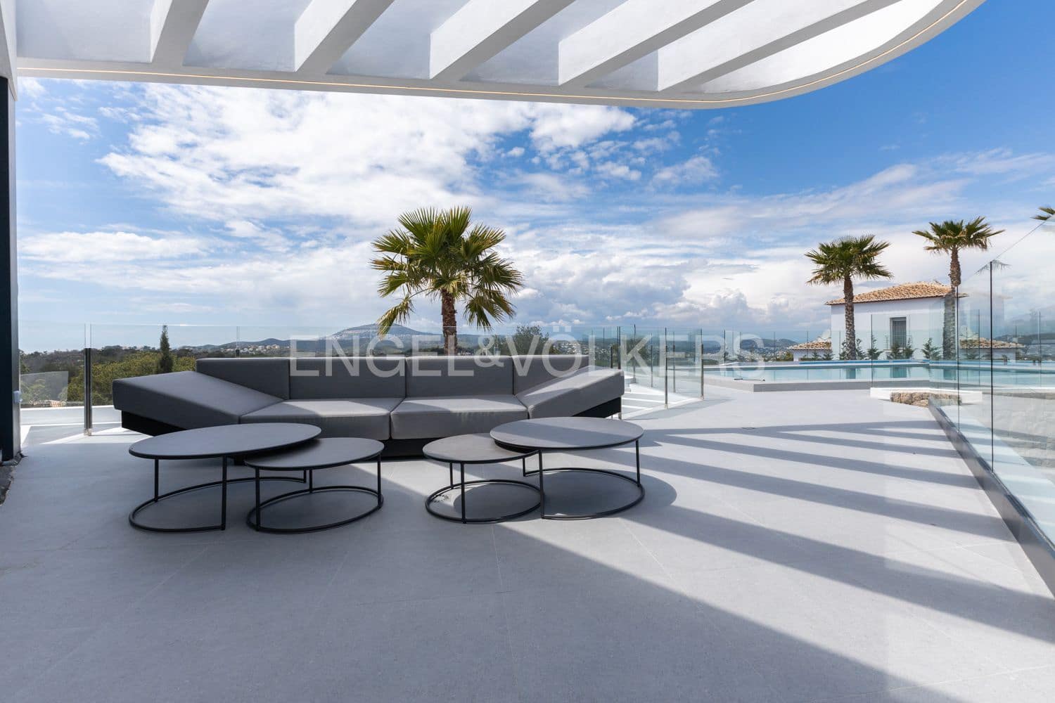 4 bedroom Villa for sale in Javea / Xabia with pool garage - € 4,125,000 (Ref: 9080501)
