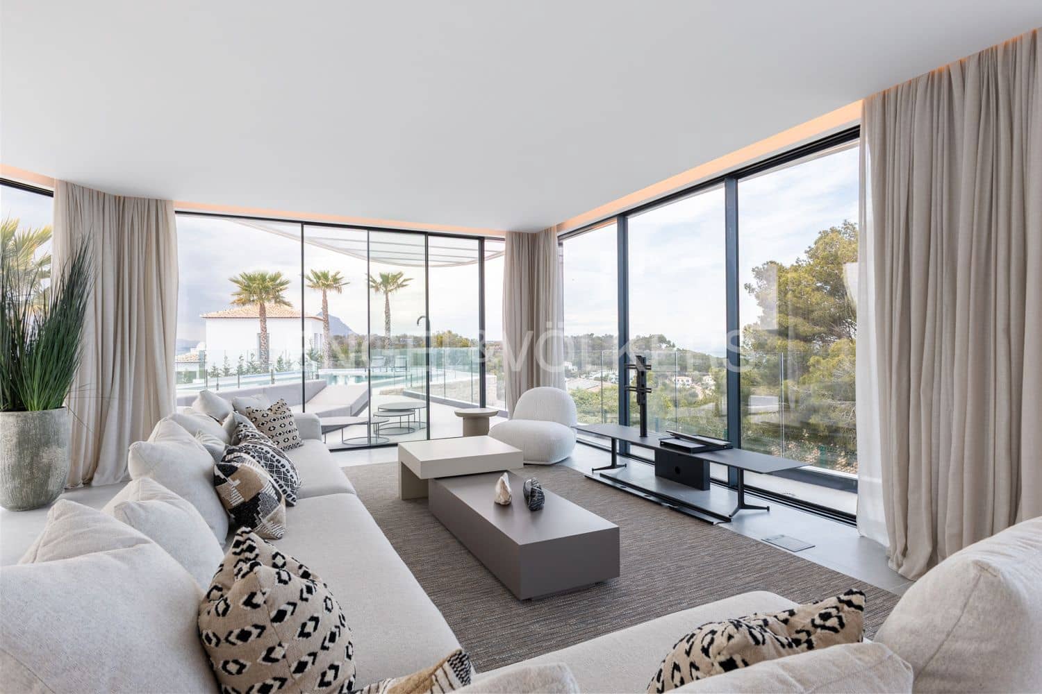 4 bedroom Villa for sale in Javea / Xabia with pool garage - € 4,125,000 (Ref: 9080501)