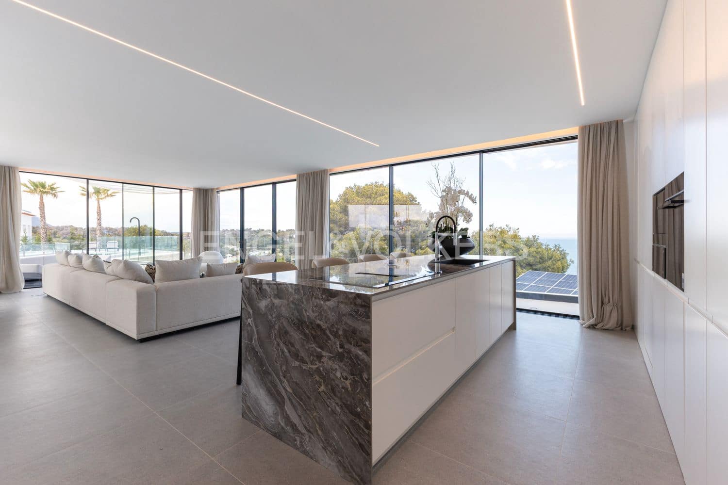 4 bedroom Villa for sale in Javea / Xabia with pool garage - € 4,125,000 (Ref: 9080501)