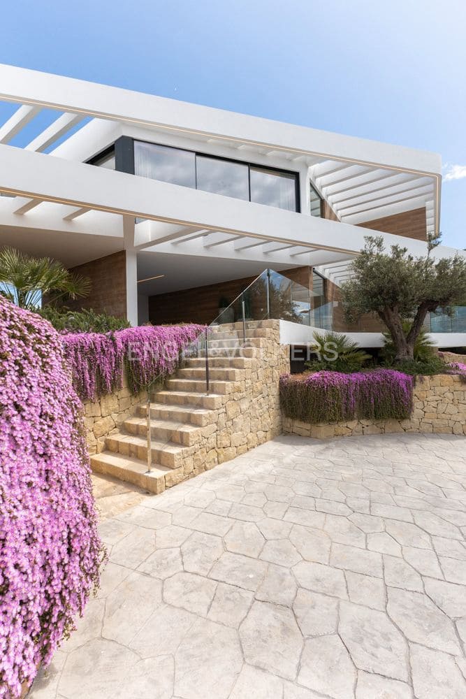 4 bedroom Villa for sale in Javea / Xabia with pool garage - € 4,125,000 (Ref: 9080501)