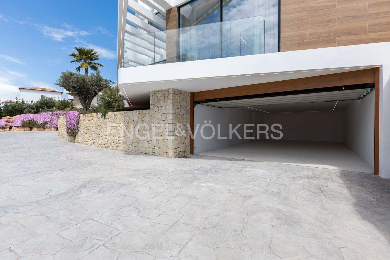 4 bedroom Villa for sale in Javea / Xabia with pool garage - € 4,125,000 (Ref: 9080501)