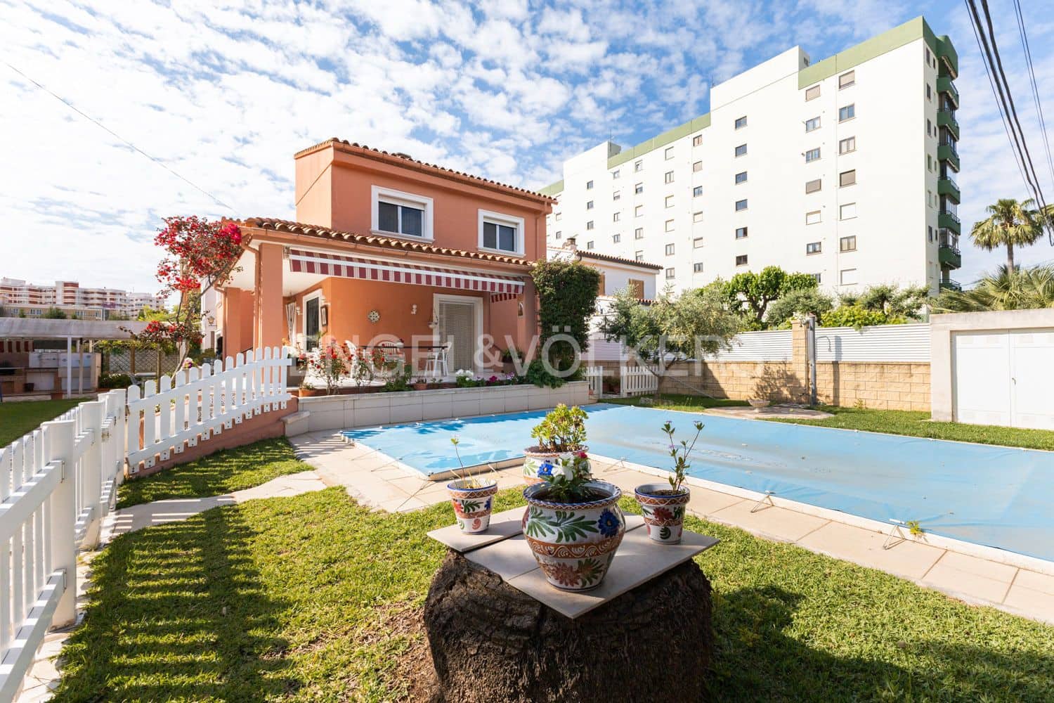 5 soverom Villa til salgs i Benicassim med svømmebasseng - € 550 000 (Ref: 9080503)