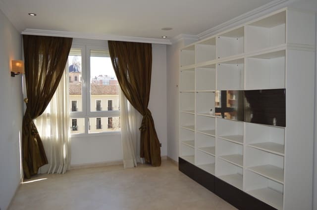 Apartamento de 5 habitaciones en Sant Francesc, València ciudad en alquiler - 3.500 € (Ref: 9080507)