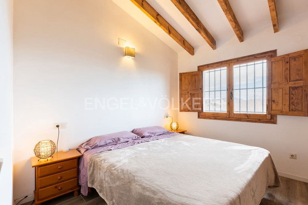 5 soveværelse Villa til salg i Pego med swimmingpool garage - € 498.000 (Ref: 9080514)