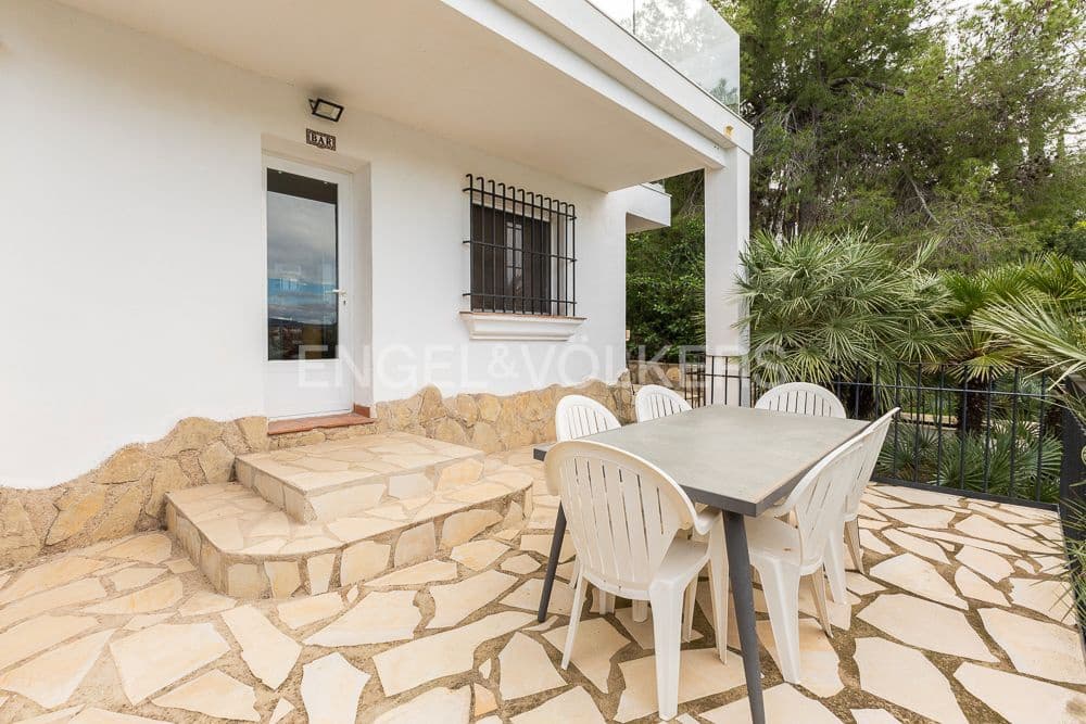 5 soveværelse Villa til salg i Pego med swimmingpool garage - € 498.000 (Ref: 9080514)