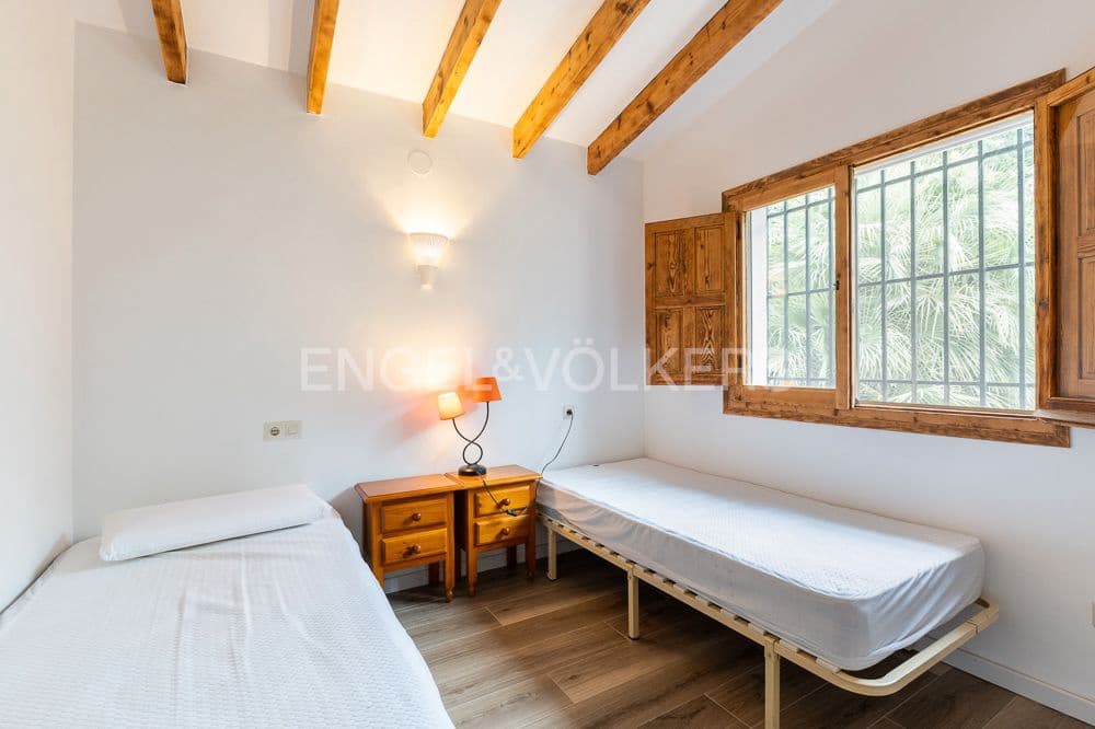 5 soveværelse Villa til salg i Pego med swimmingpool garage - € 498.000 (Ref: 9080514)