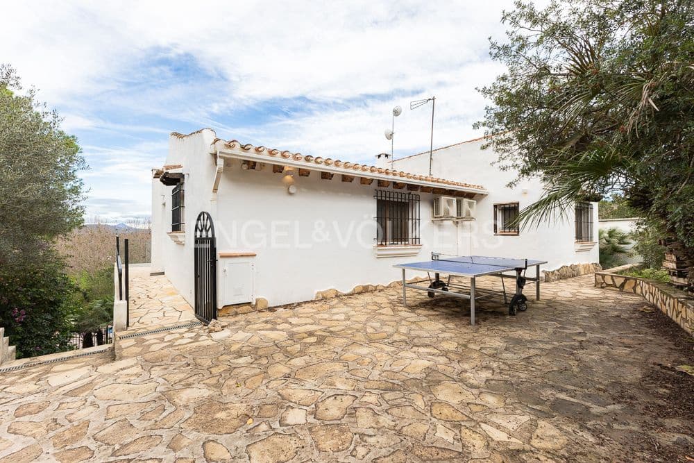 5 soveværelse Villa til salg i Pego med swimmingpool garage - € 498.000 (Ref: 9080514)