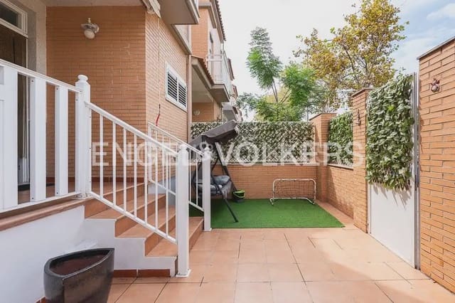 4 makuuhuone Paritalo myytävänä paikassa La Malva-Rosa, Valencia kaupunki mukana 
autotalli - 610 000 € (Ref: 9080521)