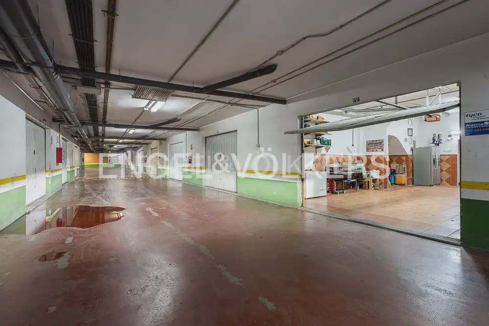 4 sovrum Semi-fristående Villa till salu i Valencia stad med garage - 610 000 € (Ref: 9080521)