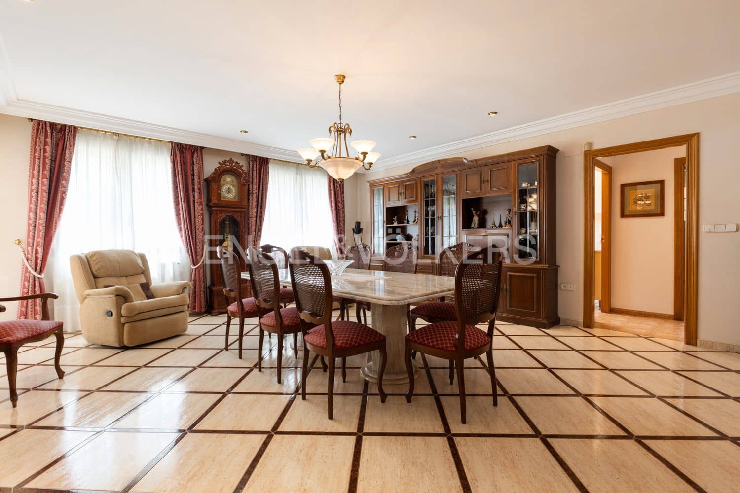 6 sypialnia Willa na sprzedaż w Piles z basenem garażem - 835 000 € (Ref: 9080530)