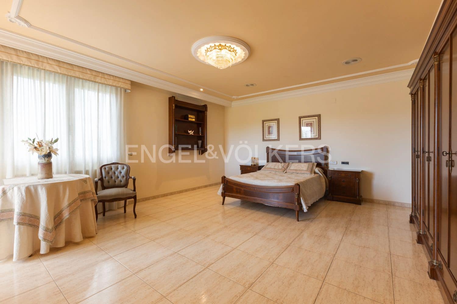 6 sypialnia Willa na sprzedaż w Piles z basenem garażem - 835 000 € (Ref: 9080530)
