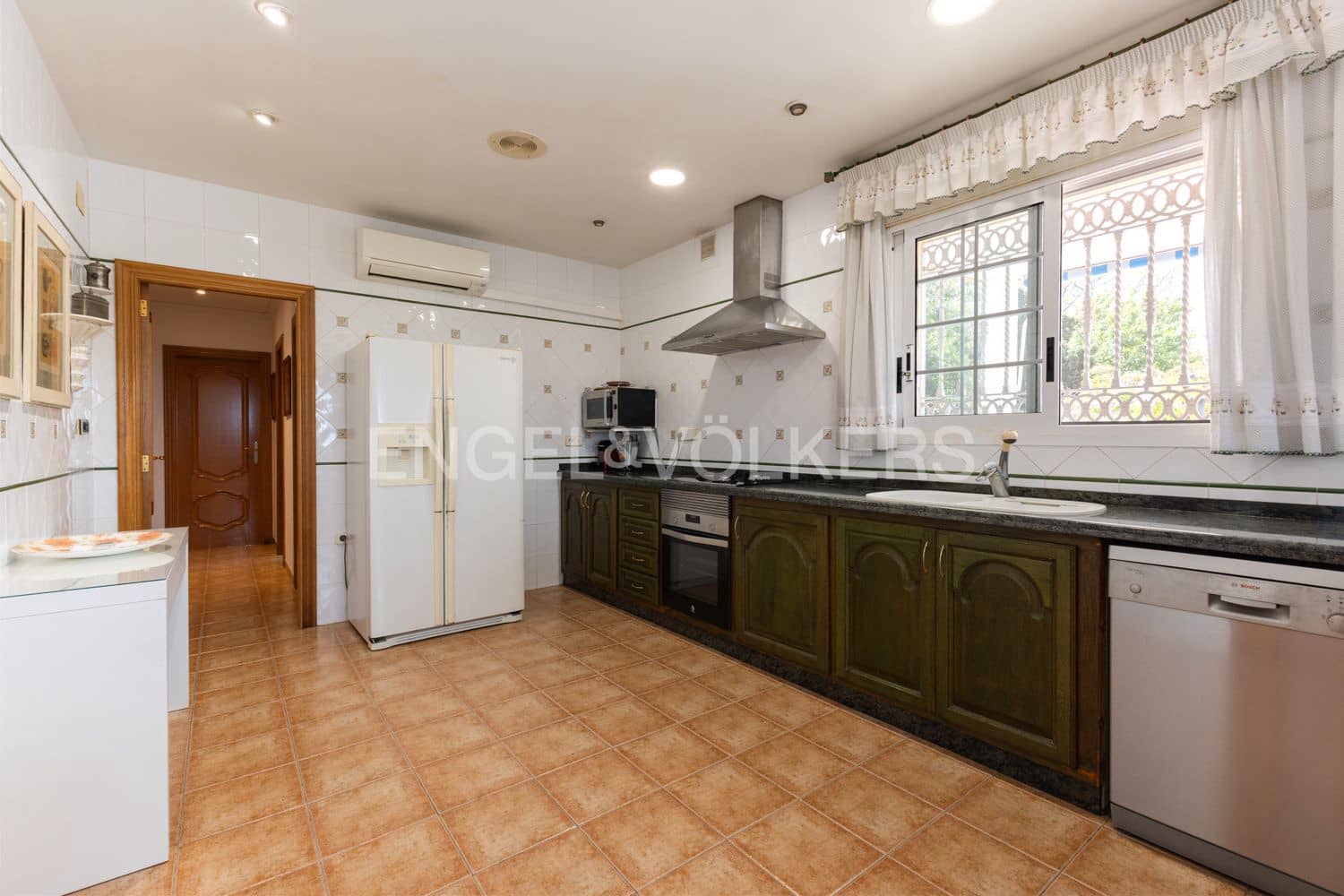 6 sypialnia Willa na sprzedaż w Piles z basenem garażem - 835 000 € (Ref: 9080530)