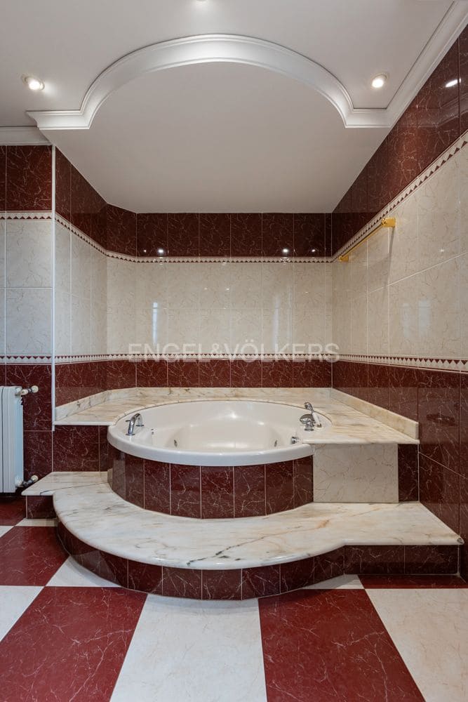 6 sypialnia Willa na sprzedaż w Piles z basenem garażem - 835 000 € (Ref: 9080530)