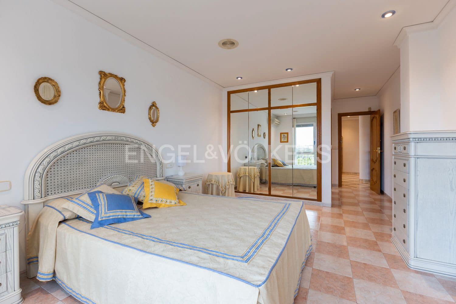 6 sypialnia Willa na sprzedaż w Piles z basenem garażem - 835 000 € (Ref: 9080530)