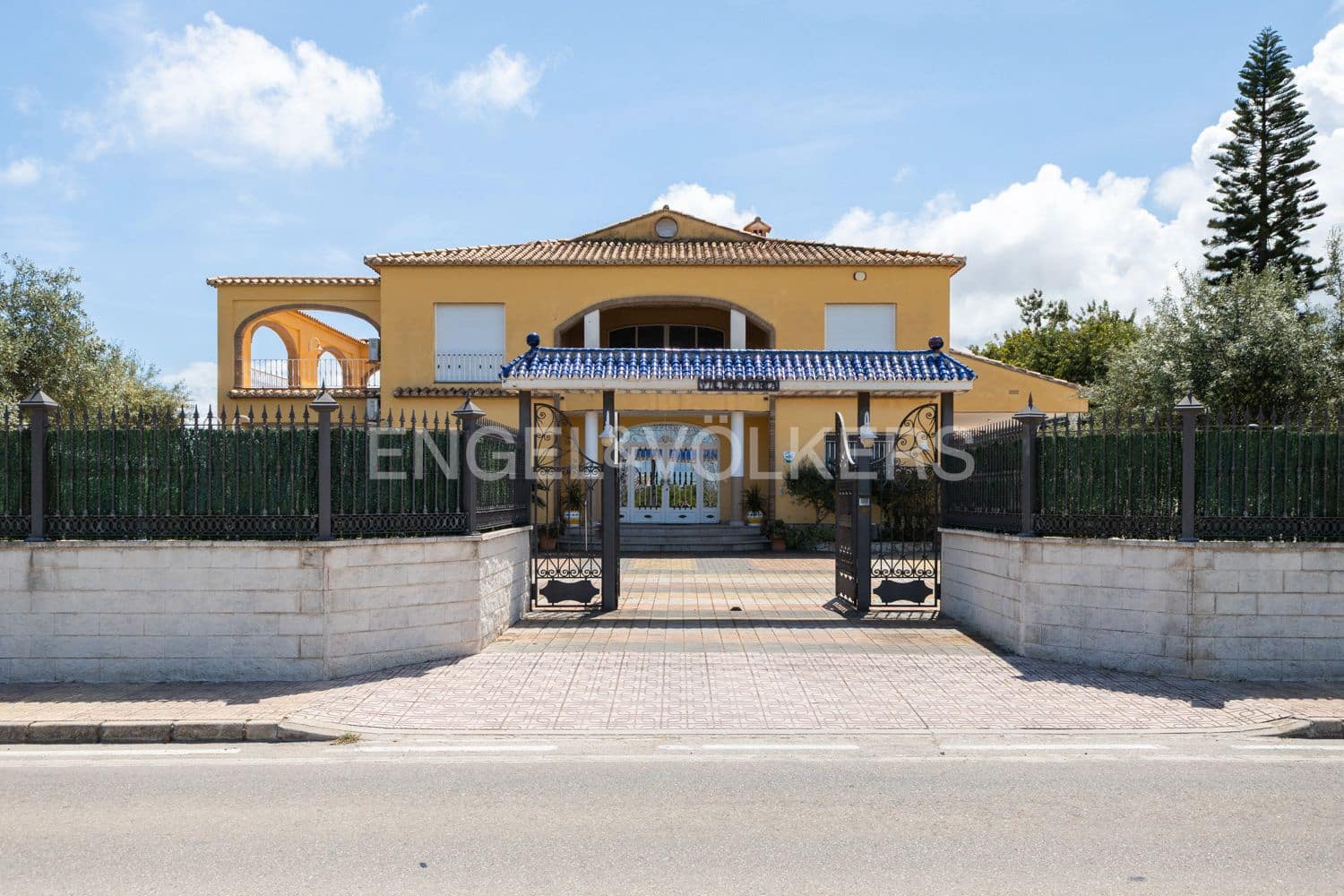 6 sypialnia Willa na sprzedaż w Piles z basenem garażem - 835 000 € (Ref: 9080530)