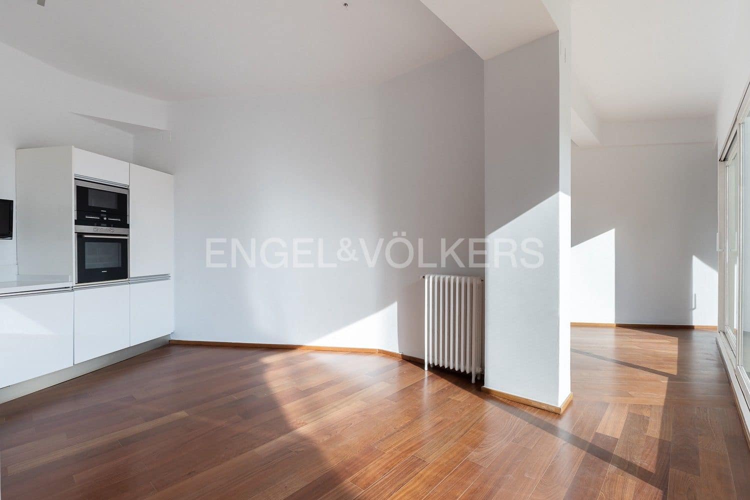 Apartamento de 4 habitaciones en València ciudad en venta - 1.290.000 € (Ref: 9080538)