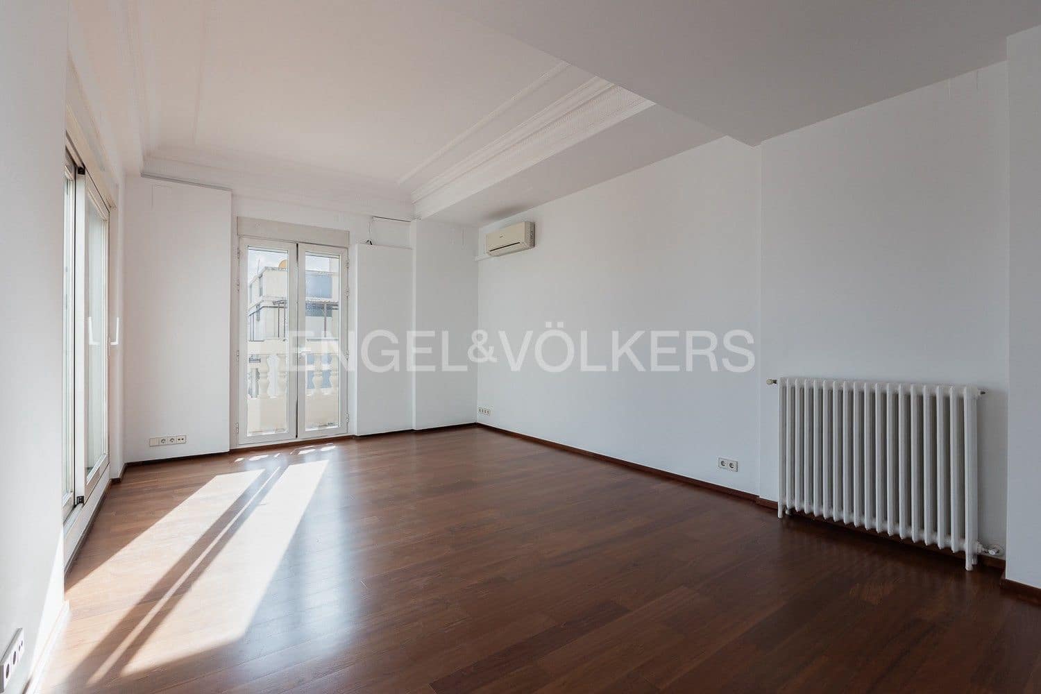 Apartamento de 4 habitaciones en València ciudad en venta - 1.290.000 € (Ref: 9080538)