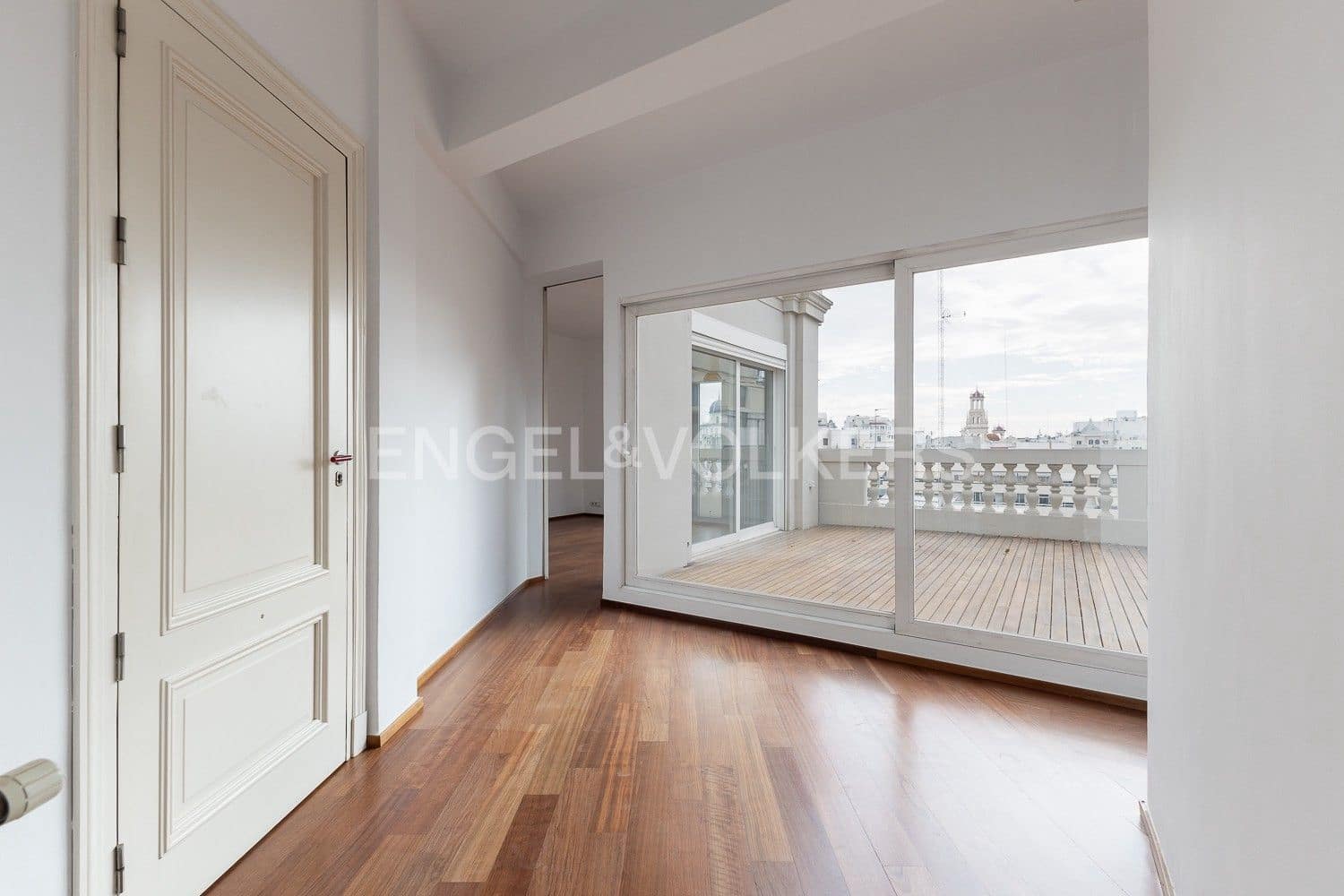 Apartamento de 4 habitaciones en València ciudad en venta - 1.290.000 € (Ref: 9080538)