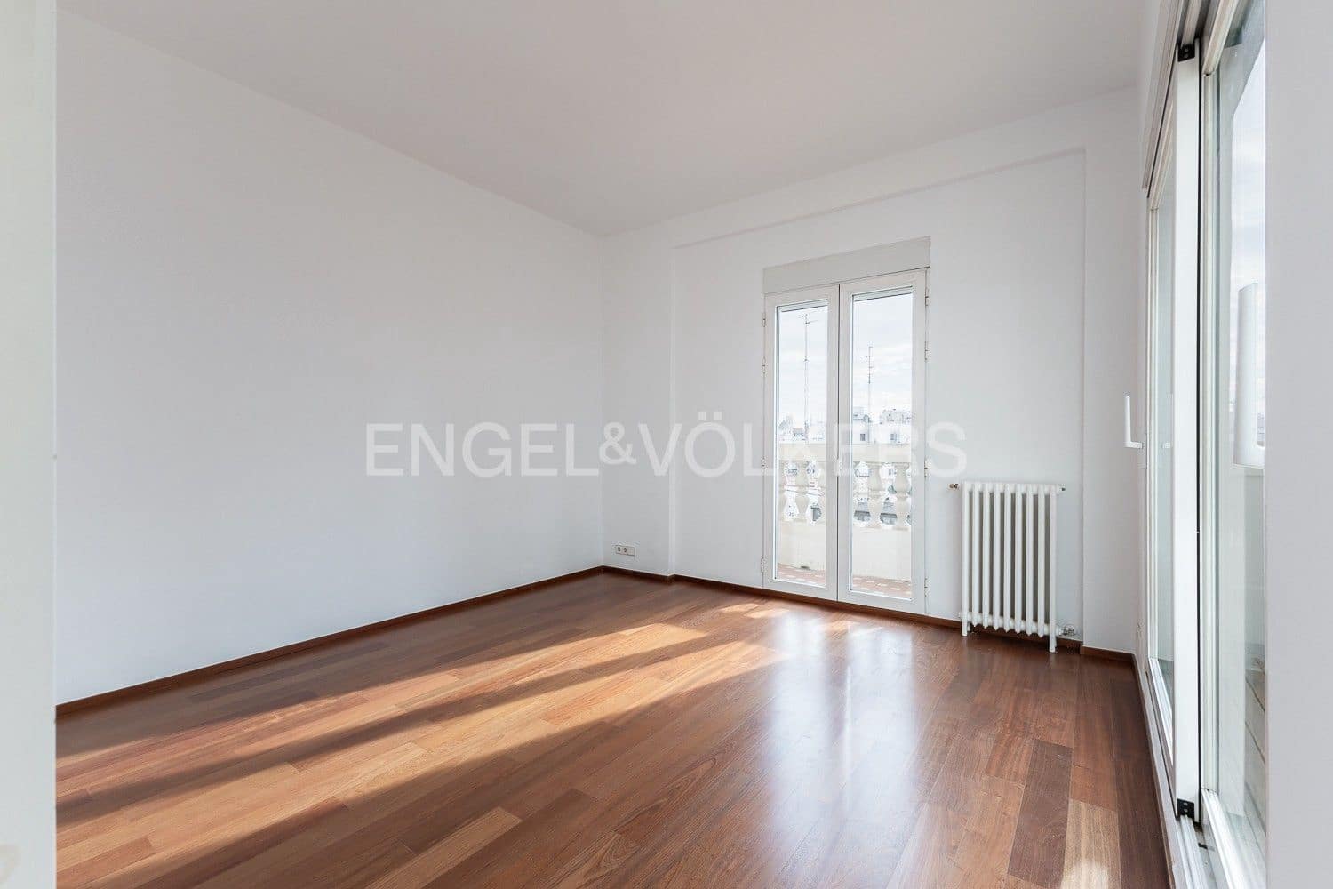 Apartamento de 4 habitaciones en València ciudad en venta - 1.290.000 € (Ref: 9080538)
