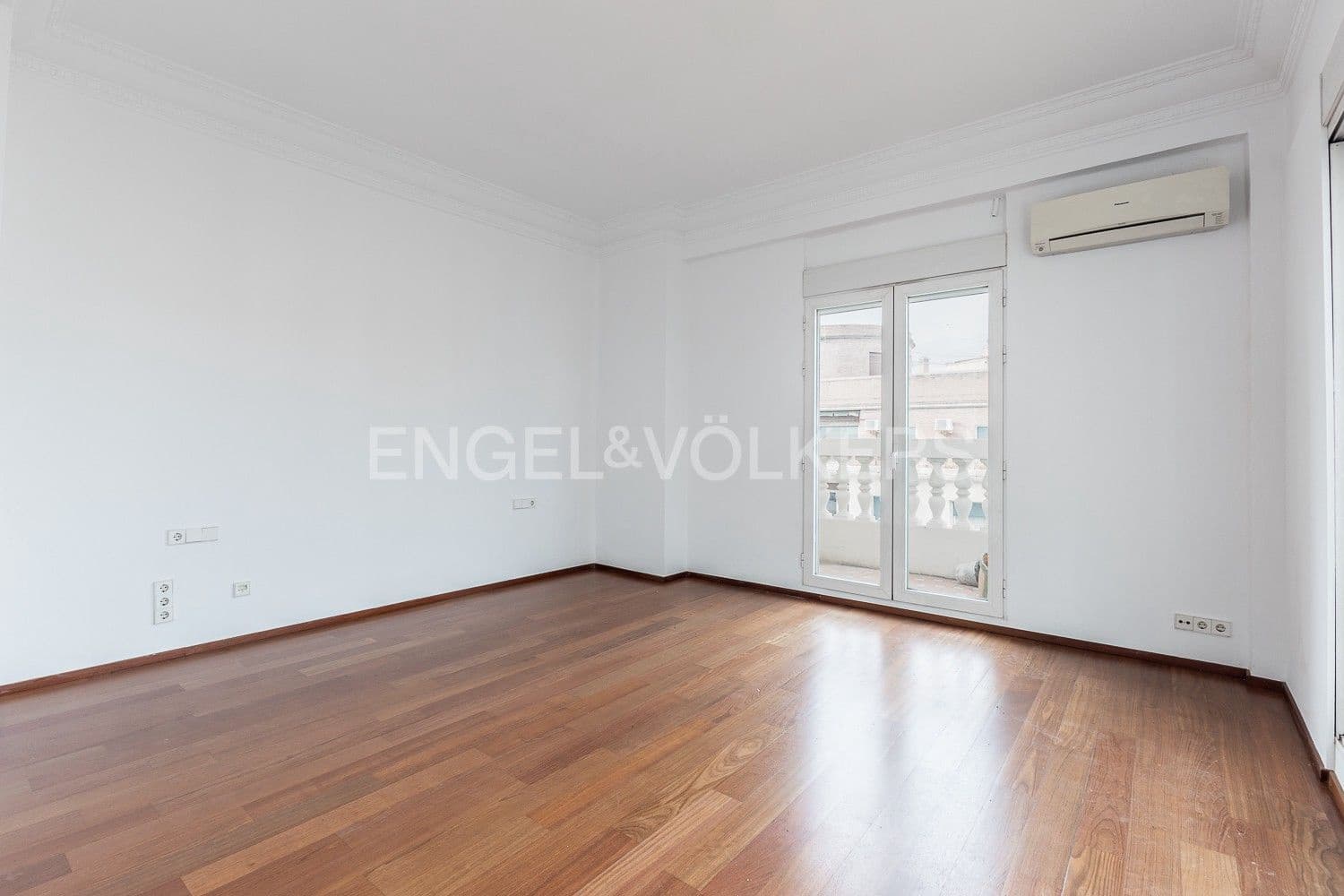 Apartamento de 4 habitaciones en València ciudad en venta - 1.290.000 € (Ref: 9080538)