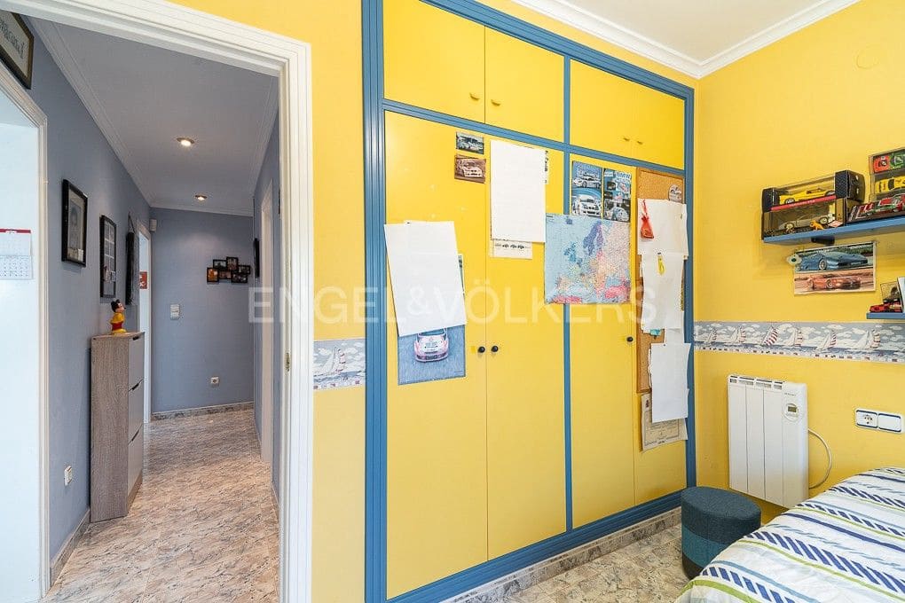 4 Zimmer Villa zu verkaufen in Els Poblets mit Pool Garage - 850.000 € (Ref: 9080546)