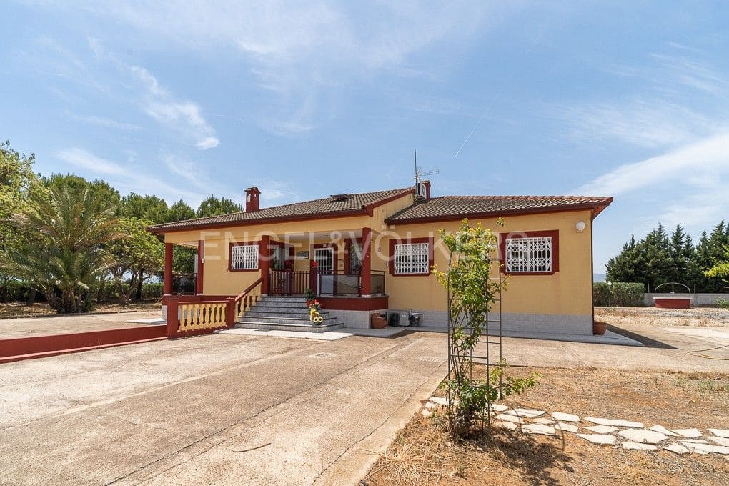 4 Zimmer Villa zu verkaufen in Els Poblets mit Pool Garage - 850.000 € (Ref: 9080546)