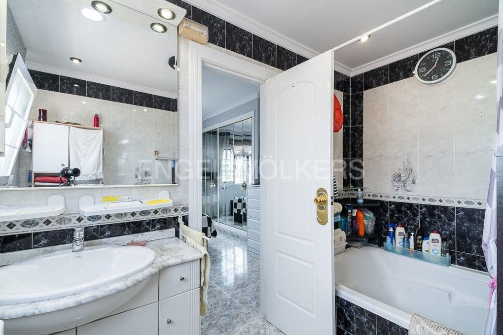 4 Zimmer Villa zu verkaufen in Els Poblets mit Pool Garage - 850.000 € (Ref: 9080546)