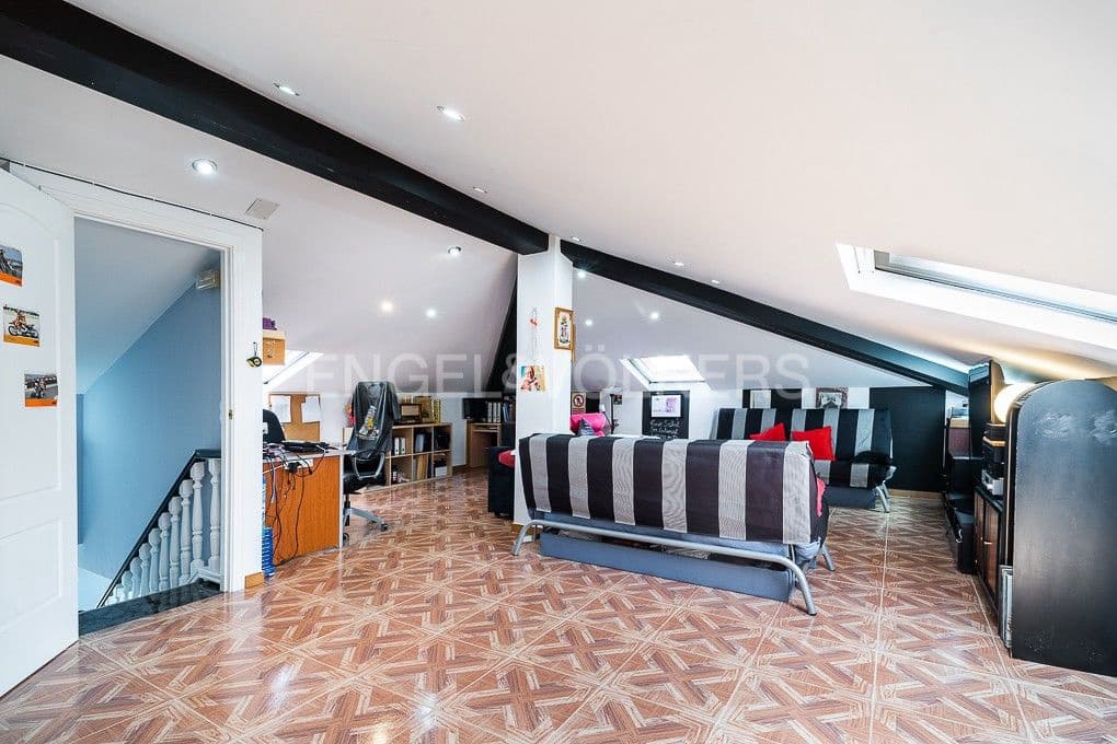 4 Zimmer Villa zu verkaufen in Els Poblets mit Pool Garage - 850.000 € (Ref: 9080546)