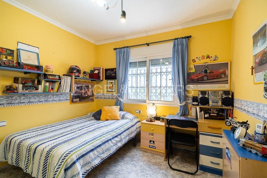 4 Zimmer Villa zu verkaufen in Els Poblets mit Pool Garage - 850.000 € (Ref: 9080546)
