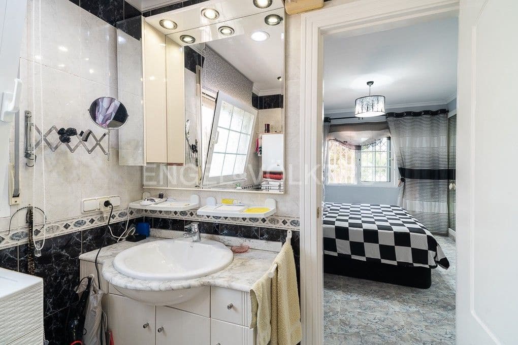 4 Zimmer Villa zu verkaufen in Els Poblets mit Pool Garage - 850.000 € (Ref: 9080546)