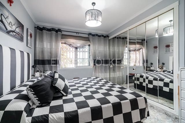 4 Zimmer Villa zu verkaufen in Els Poblets mit Pool Garage - 850.000 € (Ref: 9080546)