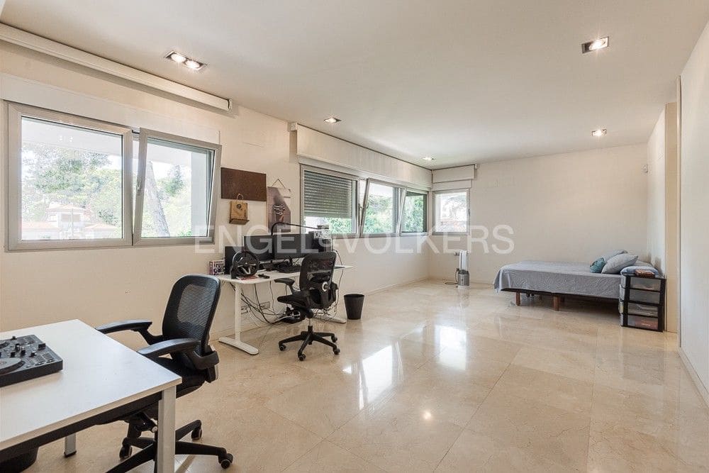 4 chambre Villa/Maison à vendre à Godella avec garage - 3 600 000 € (Ref: 9080554)