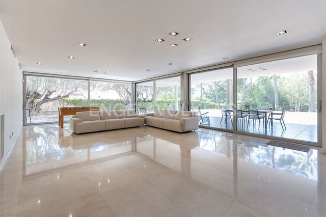4 soverom Villa til salgs i Campolivar, Godella med garasje - € 3 600 000 (Ref: 9080554)