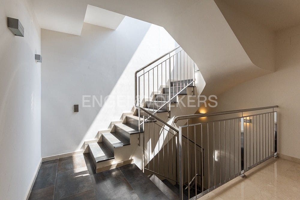 4 chambre Villa/Maison à vendre à Godella avec garage - 3 600 000 € (Ref: 9080554)