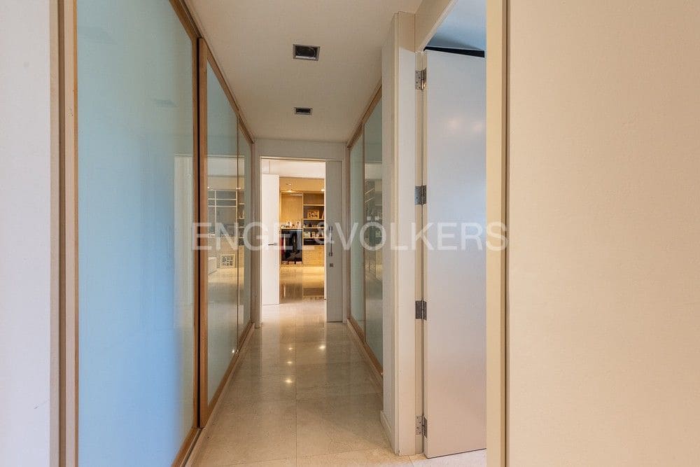 4 chambre Villa/Maison à vendre à Godella avec garage - 3 600 000 € (Ref: 9080554)