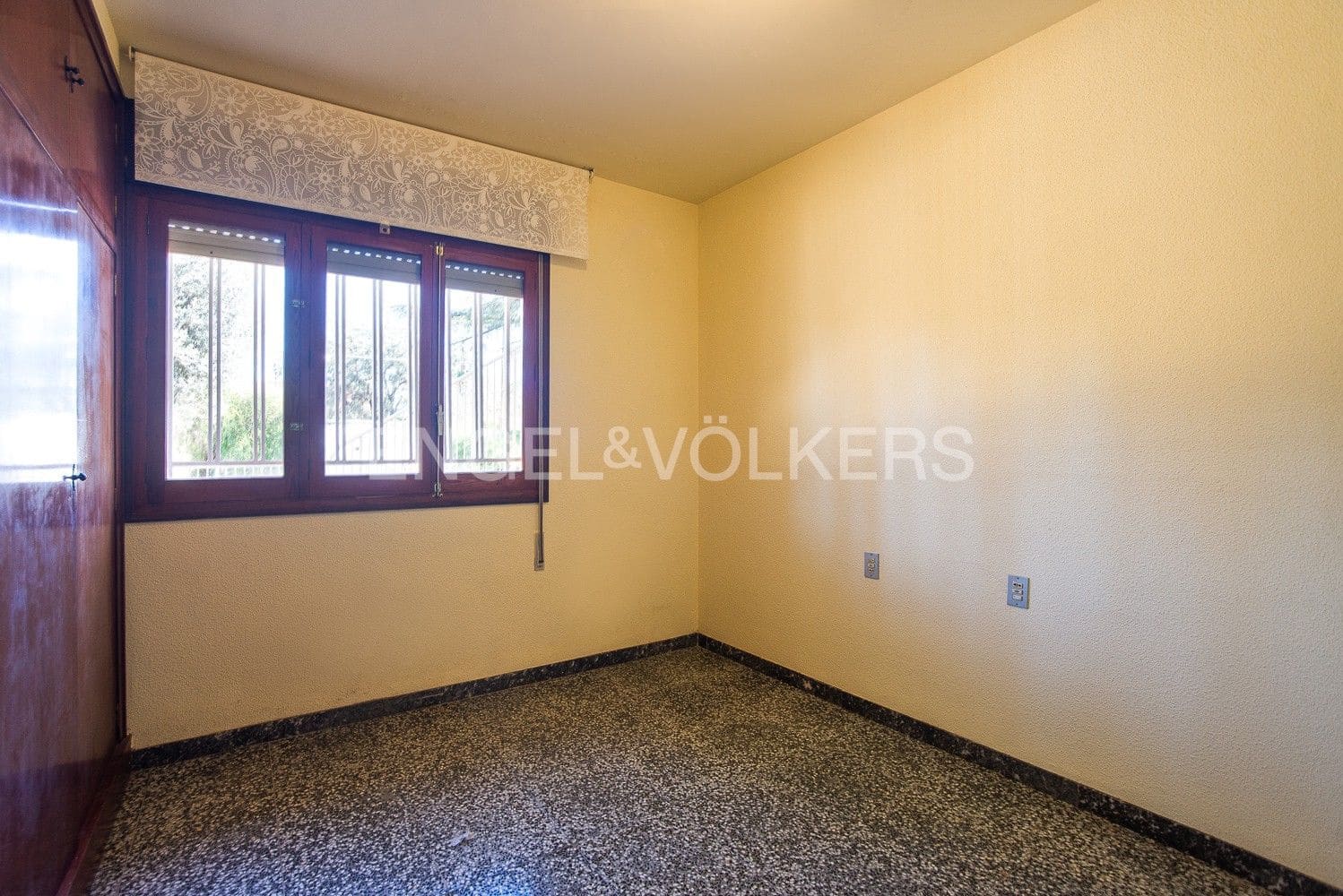 4 bedroom Villa for sale in Vila-real with pool garage - € 450,000 (Ref: 9080566)
