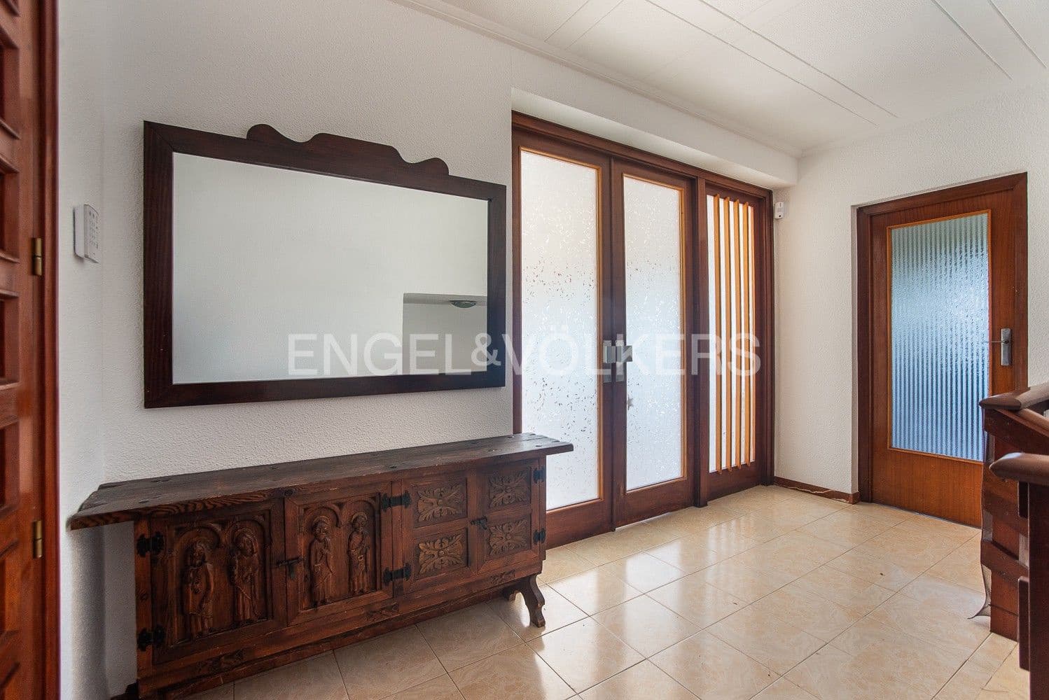 4 bedroom Villa for sale in Vila-real with pool garage - € 450,000 (Ref: 9080566)