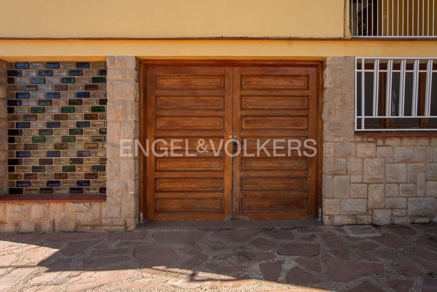 4 bedroom Villa for sale in Vila-real with pool garage - € 450,000 (Ref: 9080566)