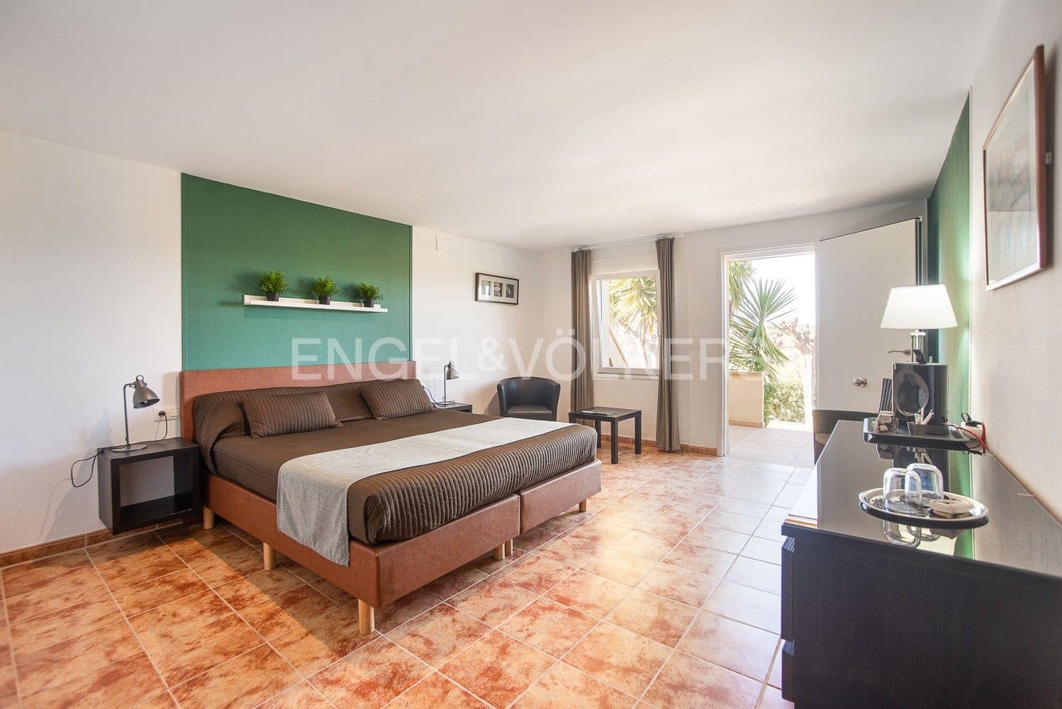 9 quarto Moradia para venda em Vinaros com piscina garagem - 755 000 € (Ref: 9080576)