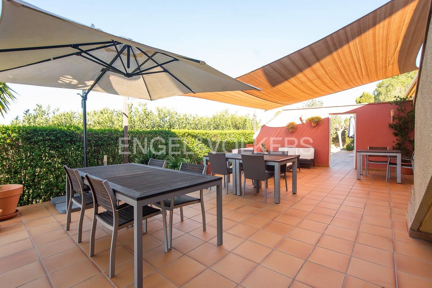 9 quarto Moradia para venda em Vinaros com piscina garagem - 755 000 € (Ref: 9080576)