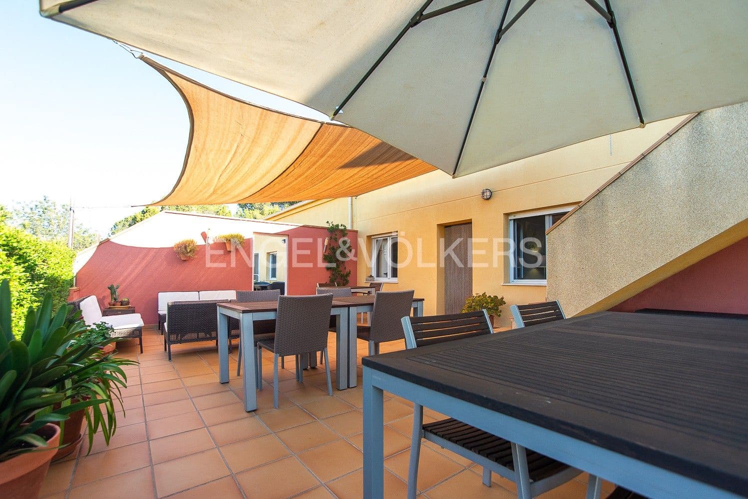 9 quarto Moradia para venda em Vinaros com piscina garagem - 755 000 € (Ref: 9080576)