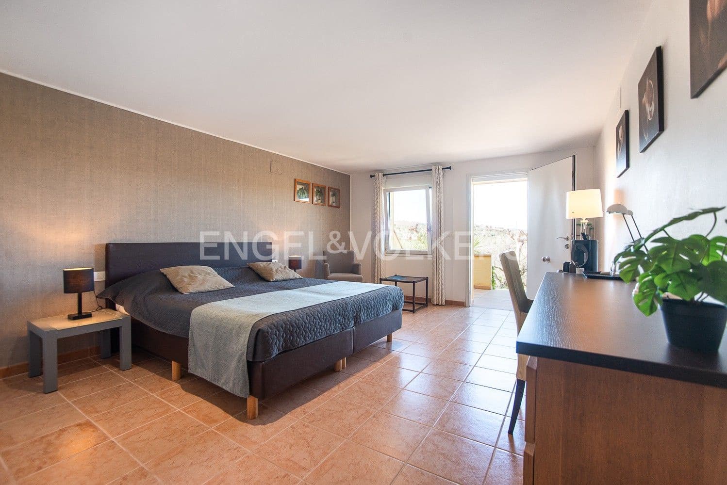 9 quarto Moradia para venda em Vinaros com piscina garagem - 755 000 € (Ref: 9080576)