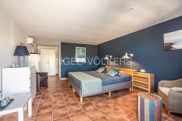 9 quarto Moradia para venda em Vinaròs com piscina garagem - 755 000 € (Ref: 9080576)