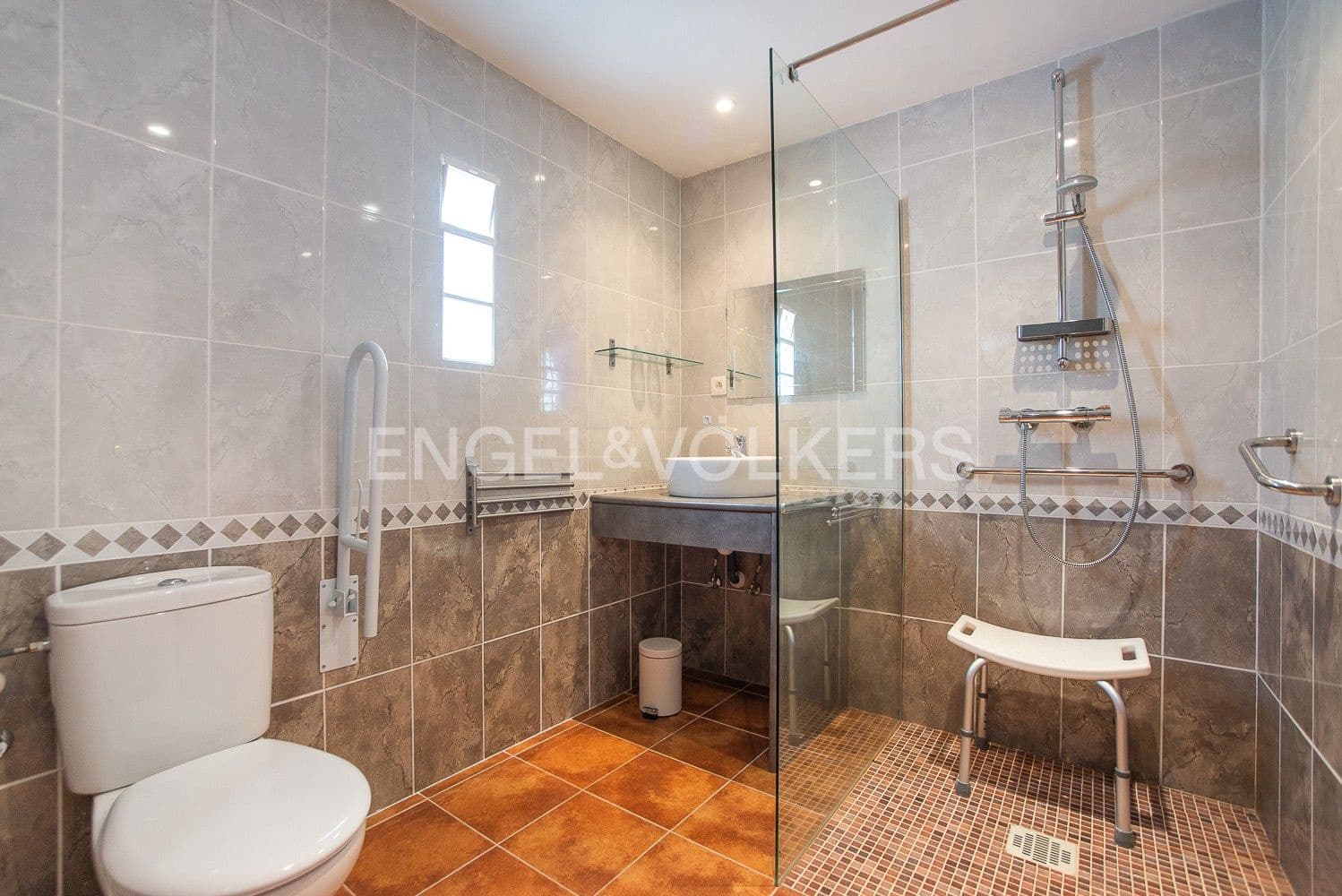 9 quarto Moradia para venda em Vinaros com piscina garagem - 755 000 € (Ref: 9080576)