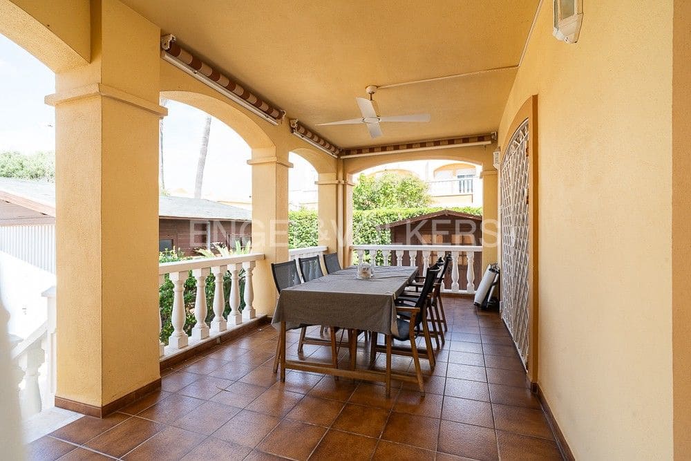 4 bedroom Villa for sale in Cullera - € 850,000 (Ref: 9080577)