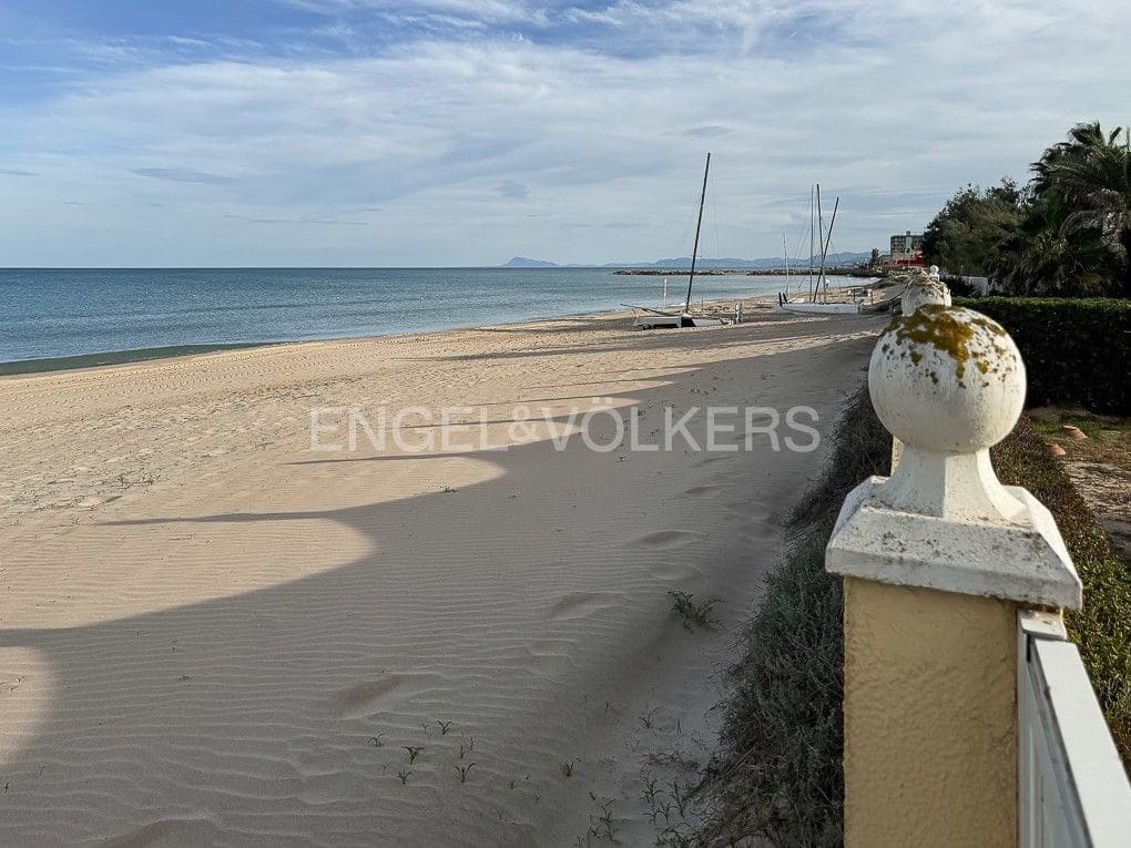 4 bedroom Villa for sale in Cullera - € 850,000 (Ref: 9080577)