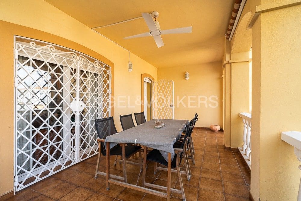 4 bedroom Villa for sale in Cullera - € 850,000 (Ref: 9080577)