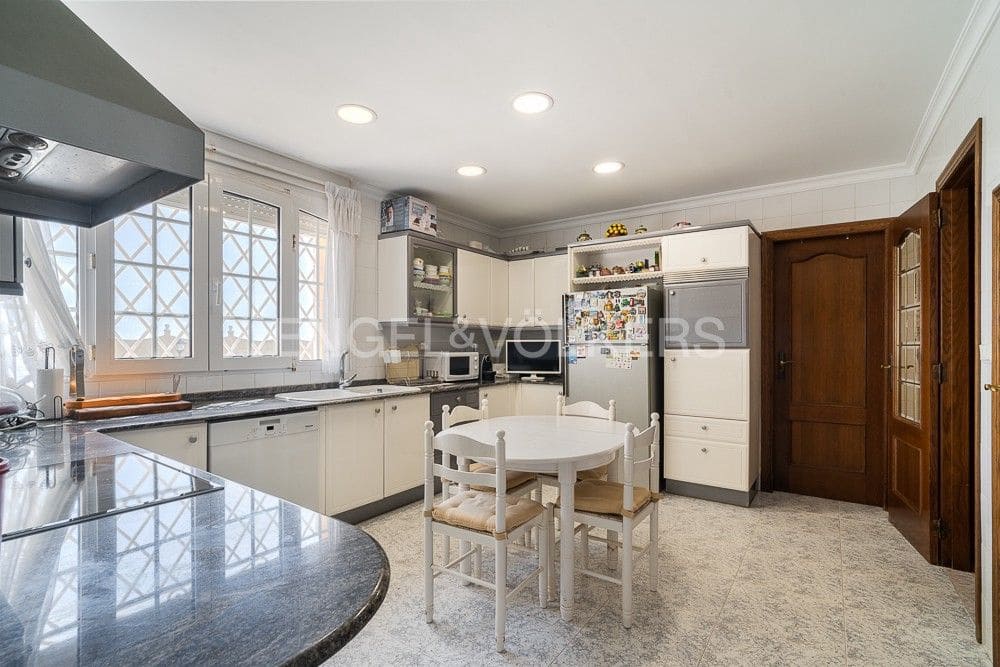 4 bedroom Villa for sale in Cullera - € 850,000 (Ref: 9080577)